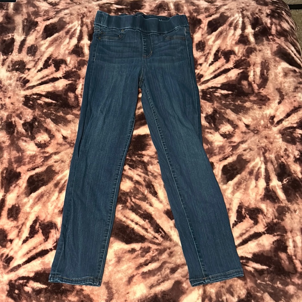 Elastic waist skinny jeans